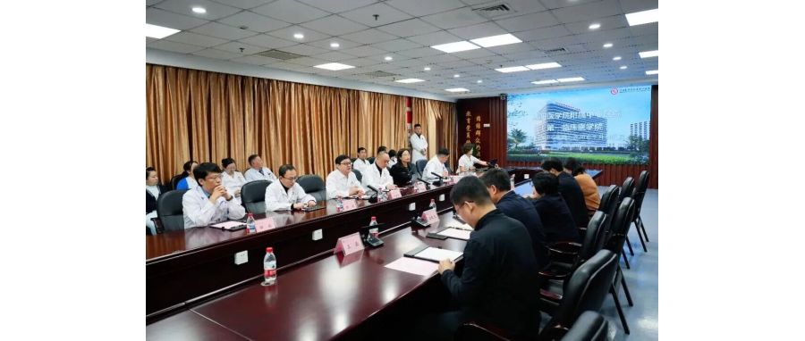 深圳凯发K8集团代表团前往沈阳医学院附属中心医院召开调研研讨，共同探寻生命健康产业合作新机遇